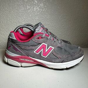 New Balance 990 V3 Womens Size 9.5 Walking Shoes Gray W990KM3 Suede Lace Up Mesh